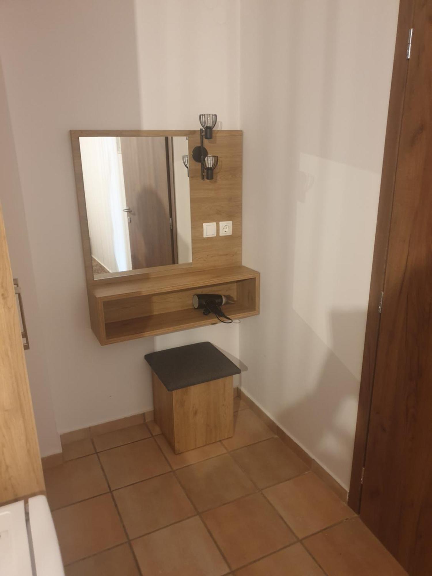 To Ellinikon Apartment Omalós Екстериор снимка